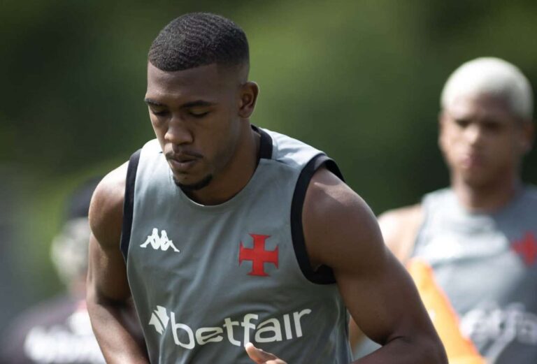 Desgaste físico? Vasco conta com oito jogadores acima de 50 jogos