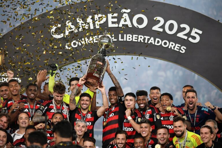 São Paulo lidera ranking de clubes brasileiros com mais títulos internacionais