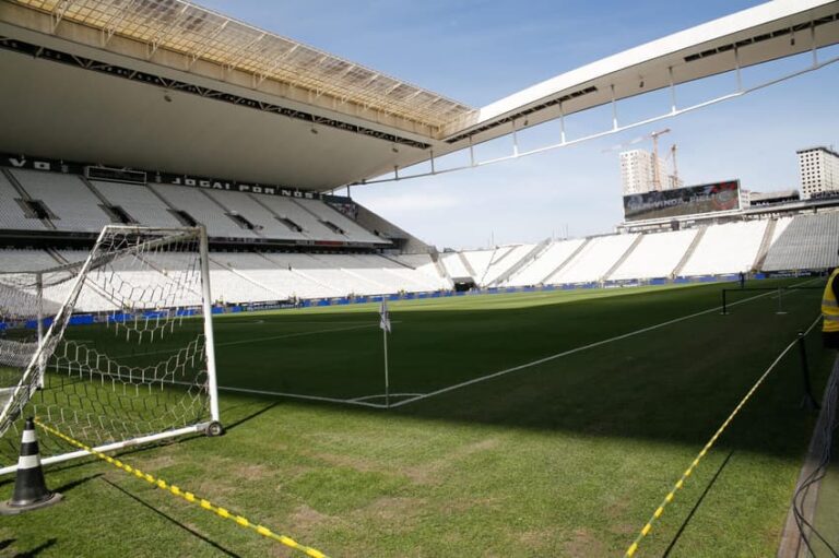 Corinthians enfrenta reta final do Brasileirão com 67% dos jogos em casa