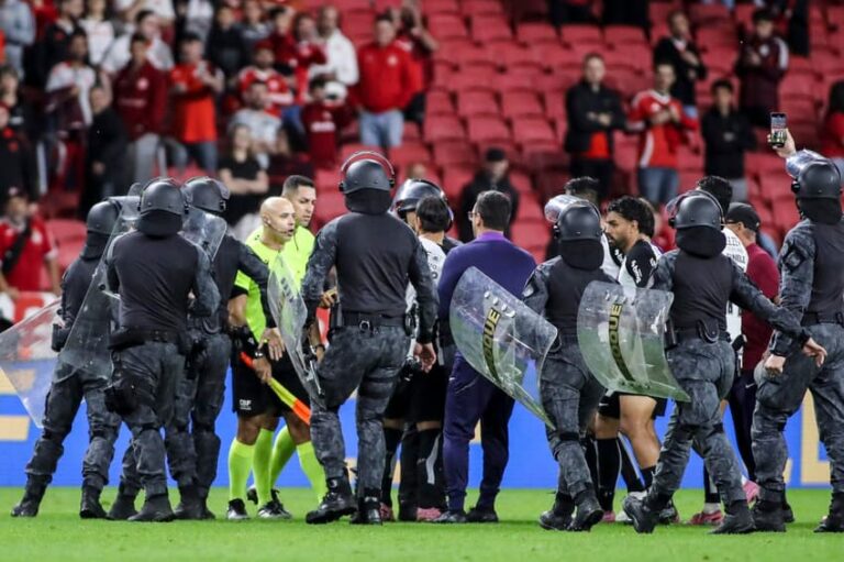 STJD absolve Dorival Júnior e dirigentes do Corinthians por críticas à arbitragem