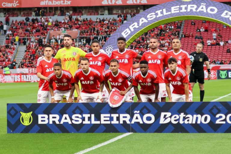 Internacional tenta romper jejum no Brasileirão diante do Ceará