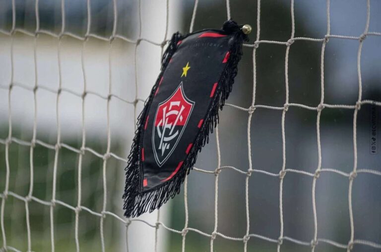 Vitória supera o rebaixamento e controla seu destino na Série A