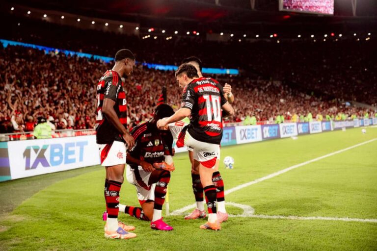 Bruno Henrique destaca a vitória do Flamengo antes do intervalo