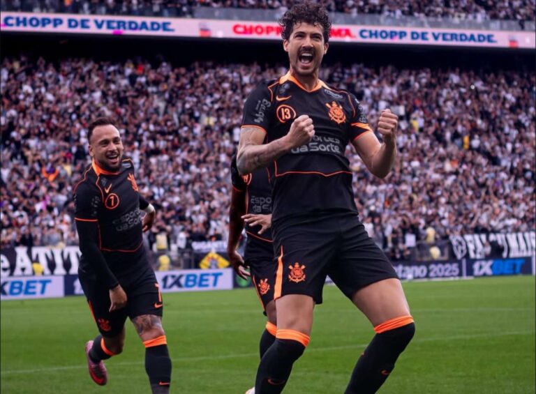 Corinthians e São Paulo se enfrentam em clássico decisivo