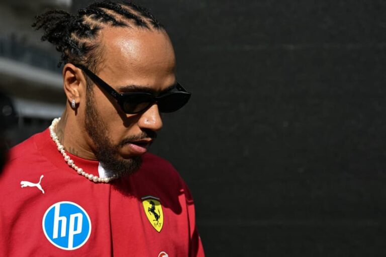 Vettel orienta Hamilton sobre adaptação na Ferrari