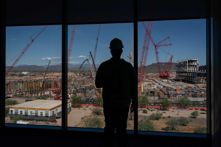 Construção de fábricas de chips nos EUA enfrenta 18 mil obstáculos 1 Construção de fábricas de chips nos EUA enfrenta 18 mil obstáculos