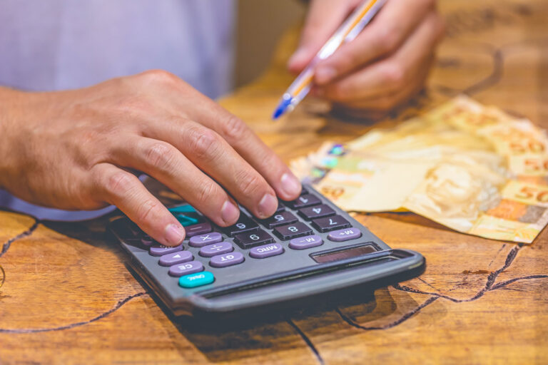 InfoMoney disponibiliza planner financeiro gratuito para 2026