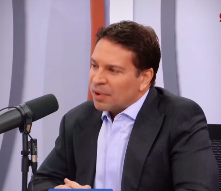 Câmara interrompe pagamento a Ramagem, foragido nos EUA, após condenação