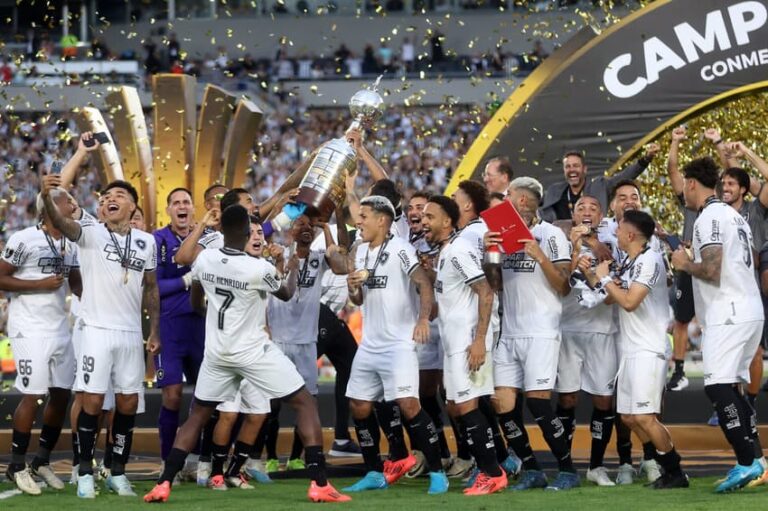 Um ano do inédito título da Libertadores pelo Botafogo
