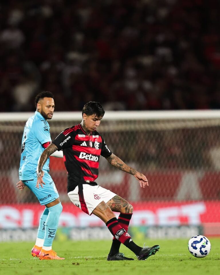Neymar tem desempenho abaixo das expectativas no clássico entre Flamengo e Santos
