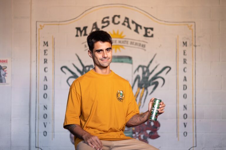 Xeque Mate: a estratégia de marca que une bar, produtora e moda