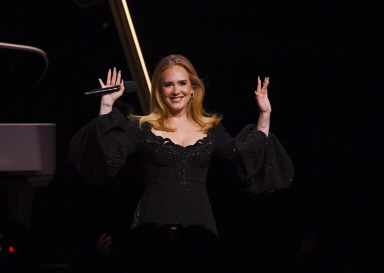 Adele se prepara para sua estreia como atriz em filme de Tom Ford