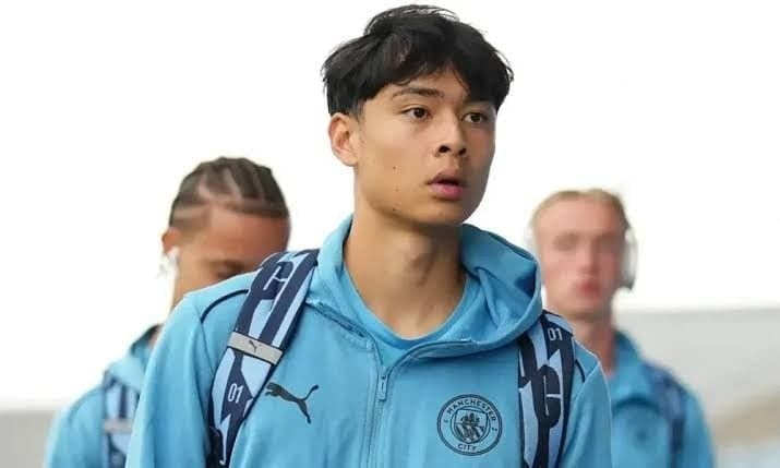 Jogador da Premier League abandona carreira para estudar Direito