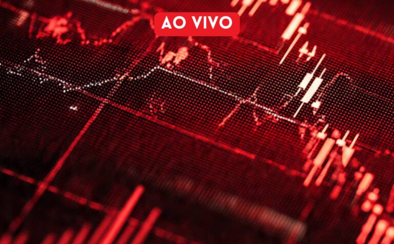 Ibovespa opera em baixa e tenta sustentar os 156 mil pontos