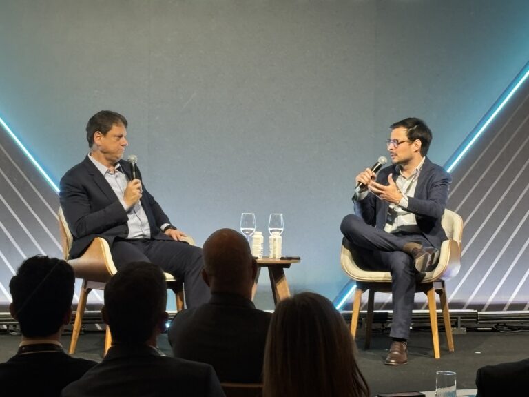 Tarcísio propõe endurecimento penal e debate sobre prisão perpétua