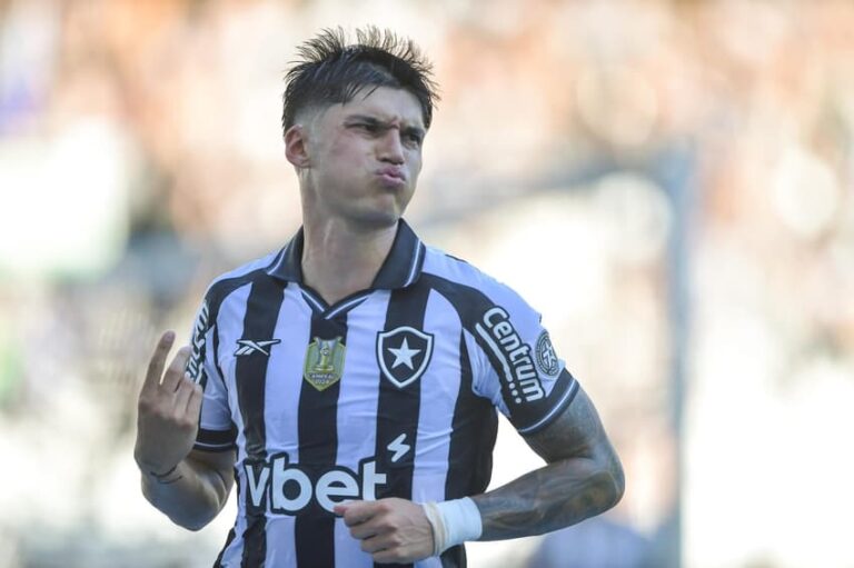 A importância da paciência na adaptação de Correa no Botafogo