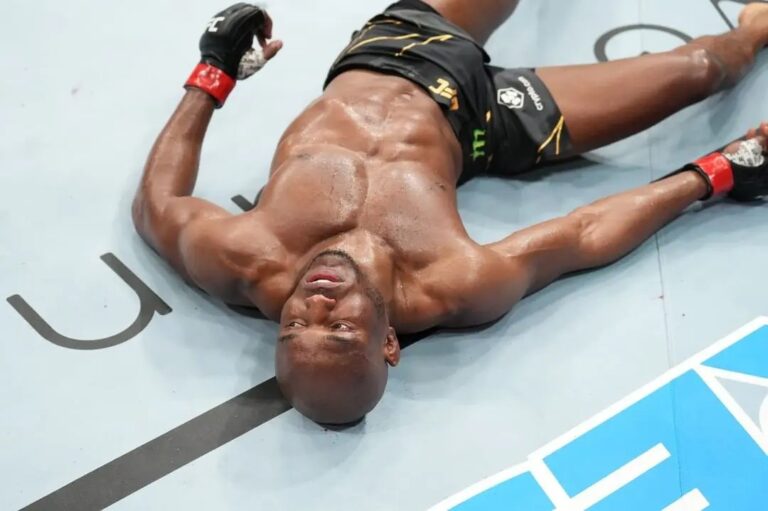 Kamaru Usman relembra experiência traumática após nocaute no UFC