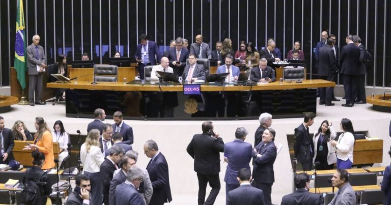 Congresso aprova diretrizes orçamentárias para 2026 com calendário de emendas 1 Congresso aprova diretrizes orçamentárias para 2026 com calendário de emendas