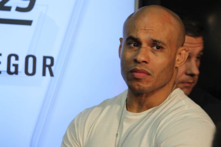 Kamaru Usman é prioridade para enfrentar Makhachev, afirma empresário