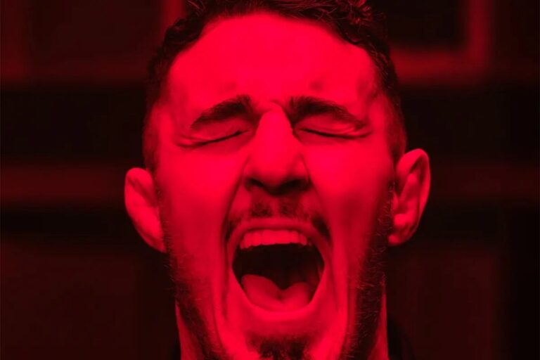 Tom Aspinall critica Ciryl Gane por dedada no olho: 'Grande trapaceiro'