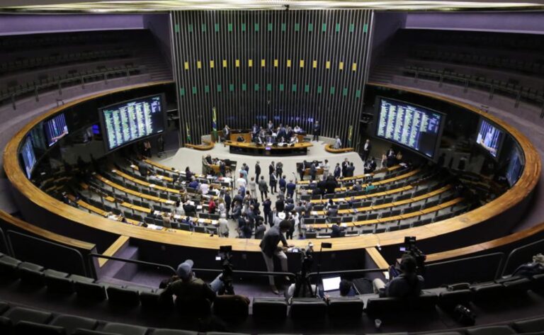 Câmara dos Deputados aprova MP do Licenciamento Ambiental Especial
