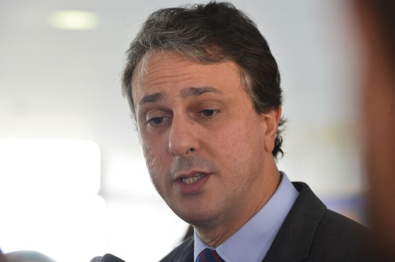 Ministro esclarece anulação de questões do Enem por vazamento de conteúdo