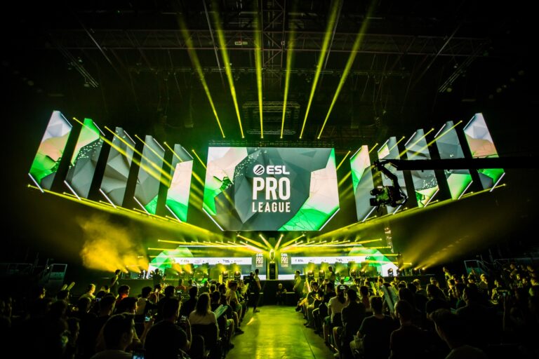 ESL Pro League trará torcida de volta após seis anos sem público