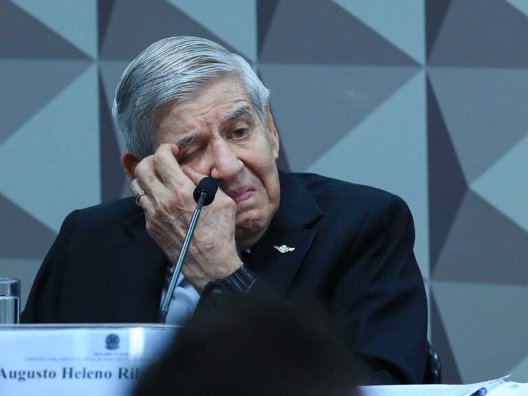 PGR solicita prisão domiciliar para general Heleno, condenado a 21 anos