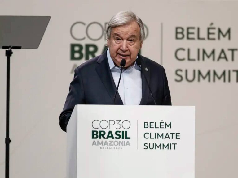 António Guterres reafirma necessidade de abandonar combustíveis fósseis