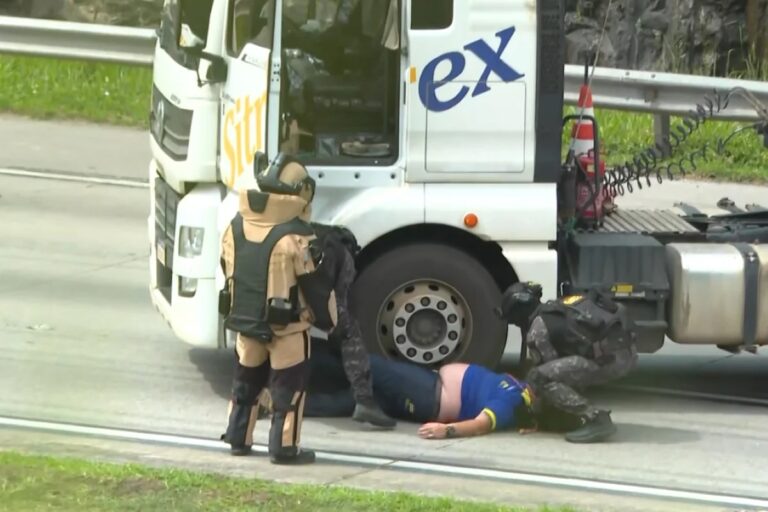 Motorista admite ter forjado sequestro e explosivos no Rodoanel de SP