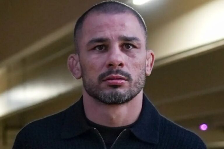 Alexandre Pantoja sofre lesão e perde título no UFC 323