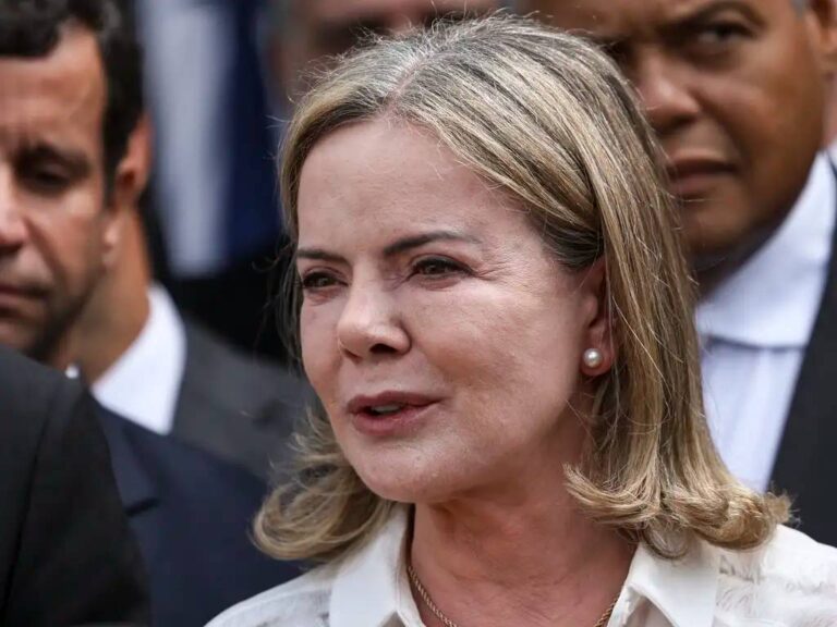 Gleisi Hoffmann critica antecipação de dividendos como manobra indecente 1 Gleisi Hoffmann critica antecipação de dividendos como manobra indecente
