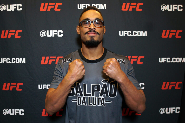 Raffael Cerqueira busca recomeço no UFC Catar com foco na vitória