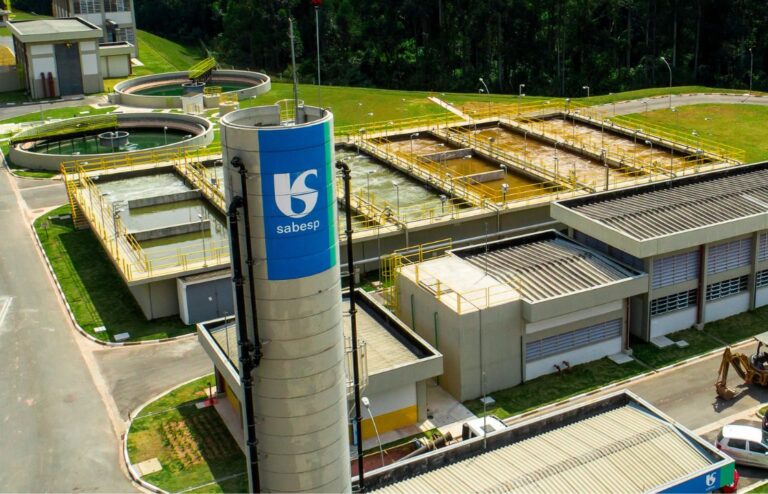 Resultados da Sabesp (SBSP3) no terceiro trimestre de 2025 superam expectativas