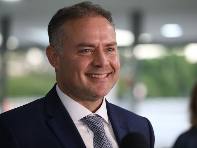 Desafios fiscais do governo Lula são abordados com confiança, afirma Renan Filho