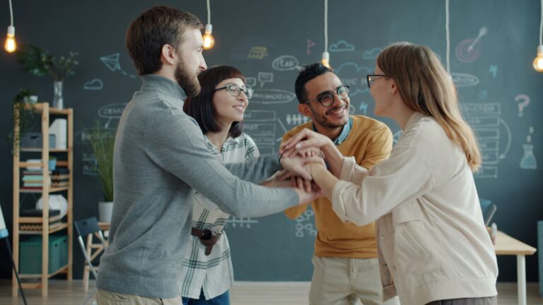 A felicidade dos funcionários e seu impacto nos resultados empresariais