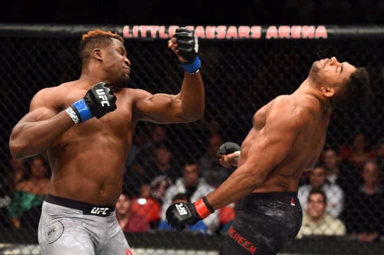 Francis Ngannou fala sobre luta com Jon Jones e ignora Alex Poatan