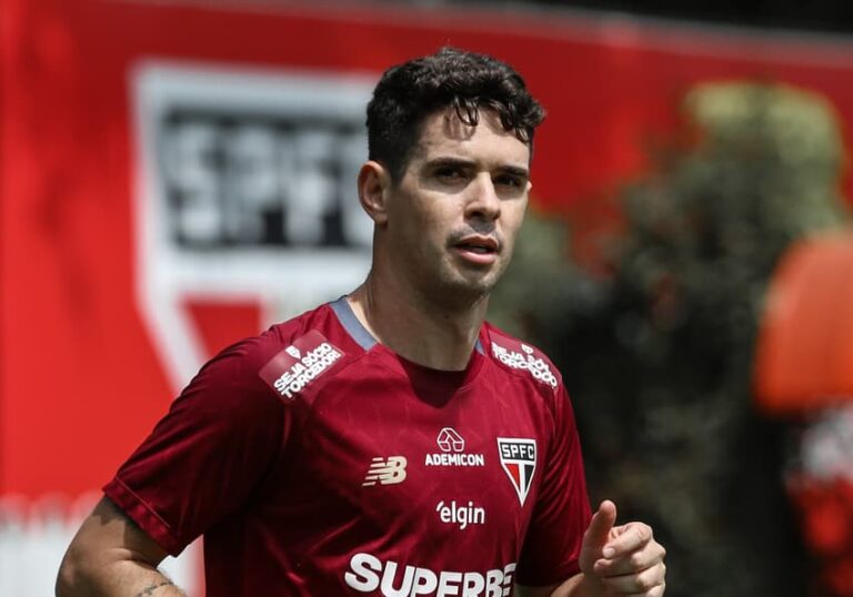 Alteração cardíaca de Oscar em teste no São Paulo gera preocupação