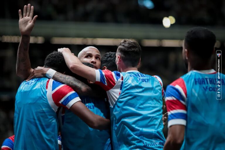 Deyverson brilha e garante empate entre Atlético-MG e Fortaleza na Série A