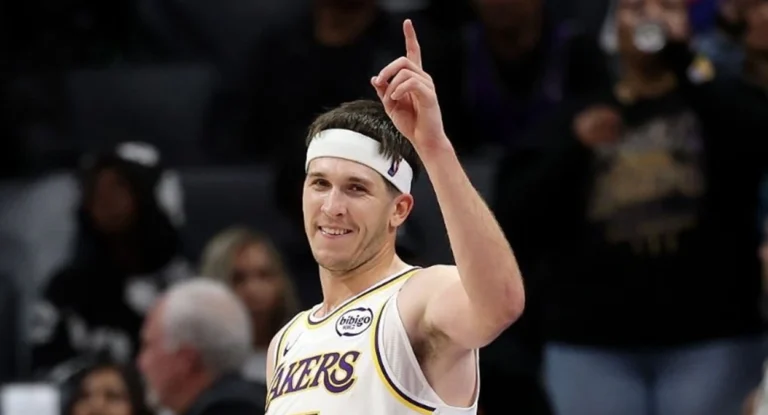 Austin Reaves se aproxima de recorde histórico na NBA