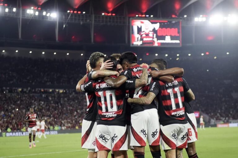 Felipe Melo comenta diferenças entre Flamengo de 2019 e atual elenco