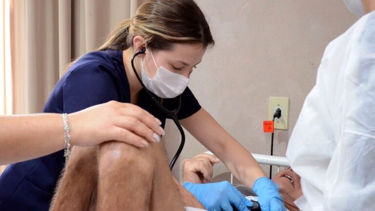 Programa Melhor em Casa oferece atendimento médico em Várzea Paulista