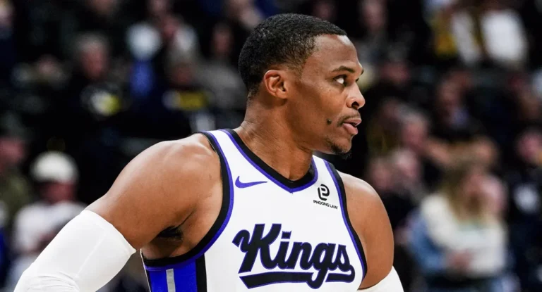 Russell Westbrook brilha e Kings vencem Nuggets em jogo emocionante