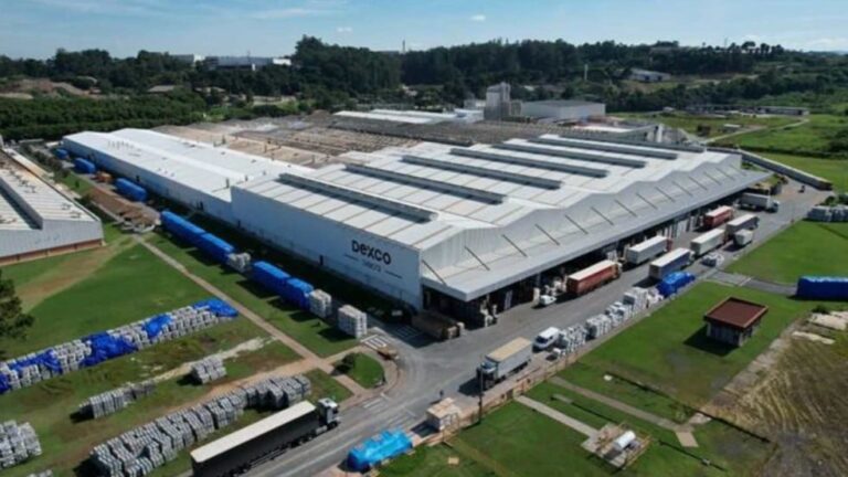 Dexco disponibiliza 30 vagas para produção em Jundiaí com salário de R$ 2.350