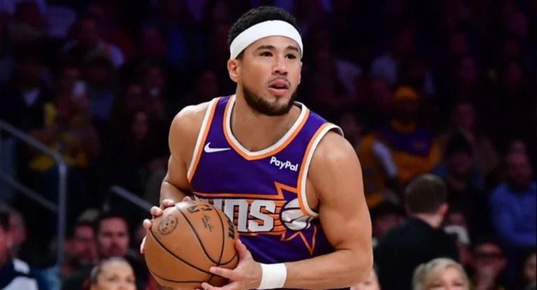 Devin Booker pode desfalcar o Suns por lesão