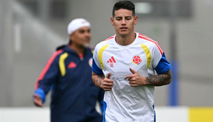 115301232-colombias-midfielder-10-james-rodriguez-takes-part-in-an-md-1-training-session-at-cl.jpg