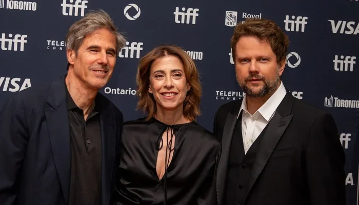 1280px-Walter_Salles_Selton_Mello_Fernanda_Torres_at_the_2024_Toronto_International_Film_Festival-1.webp