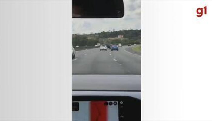 Motorista faz manobra arriscada e colide com veículo em Itupeva