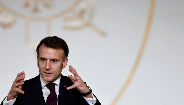 2026-02-06T162009Z_688471298_RC2EGJATFV0S_RTRMADP_3_FRANCE-POLITICS.jpg