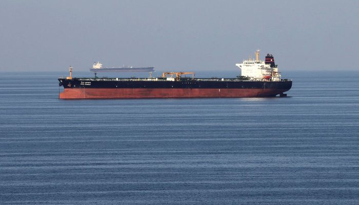 2026-03-02t135147z_1_lynxmpem210wq_rtroptp_4_ira-crise-petroleo-ue.jpg